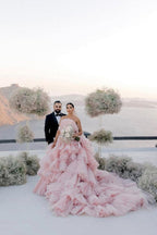 Rosa Lagen-Tüllballkleid mit geradem Ausschnitt, Brautkleider