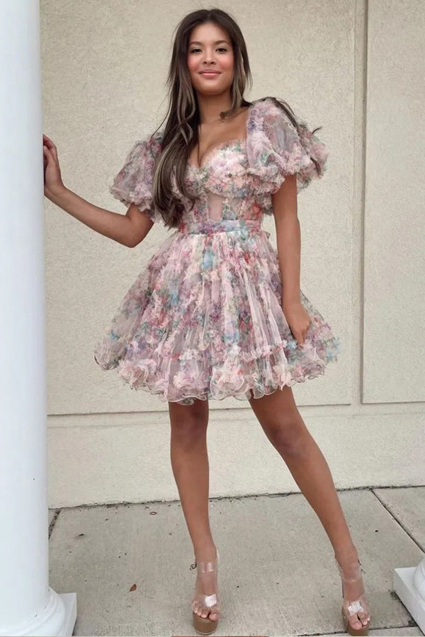 Hübsches fuchsiafarbenes A-Linien-Prinzessinnen-Heimkehrkleid mit Puffärmeln