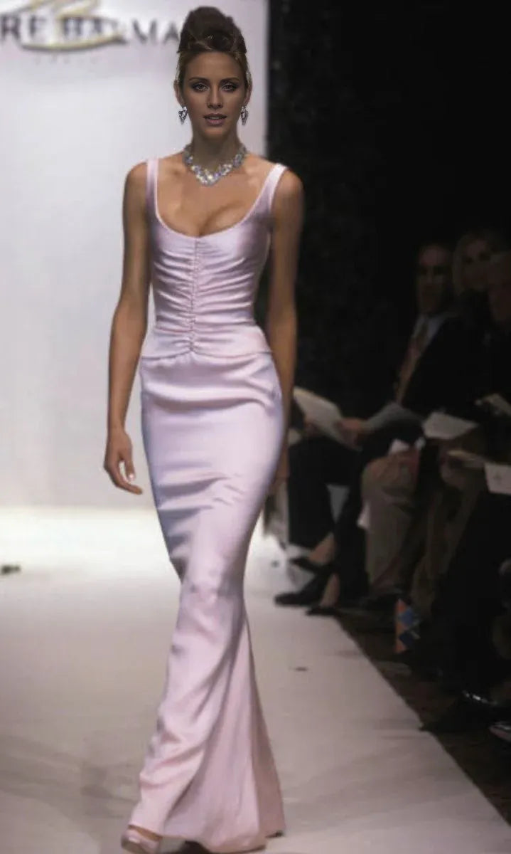 Vintage-Abendkleid in Blush mit eckigem Ausschnitt, Meerjungfrauen-Silhouette aus Satin und gerafftem Oberteil