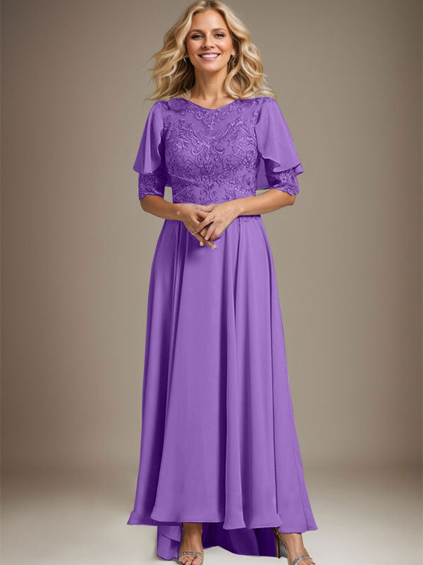A-Linien-Kleid mit asymmetrischem Chiffon-Spitzenausschnitt und Perlenstickerei für die Mutter der Braut. 