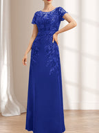 Etuikleid/Säulenkleid mit Illusion-Ausschnitt, bodenlang, aus Chiffon und Spitze mit Pailletten für die Mutter der Braut