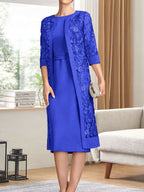 Vestido de gasa para madre de la novia con escote redondo hasta la rodilla, corte tubo/columna y lentejuelas plisadas