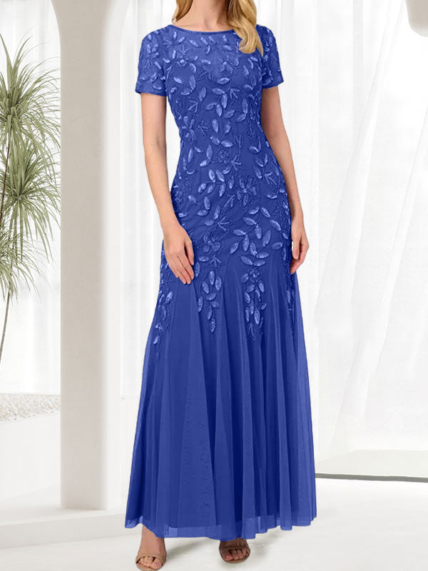 Langes, blaues Meerjungfrauenkleid mit Rundhalsausschnitt und Perlenstickerei für die Mutter der Braut