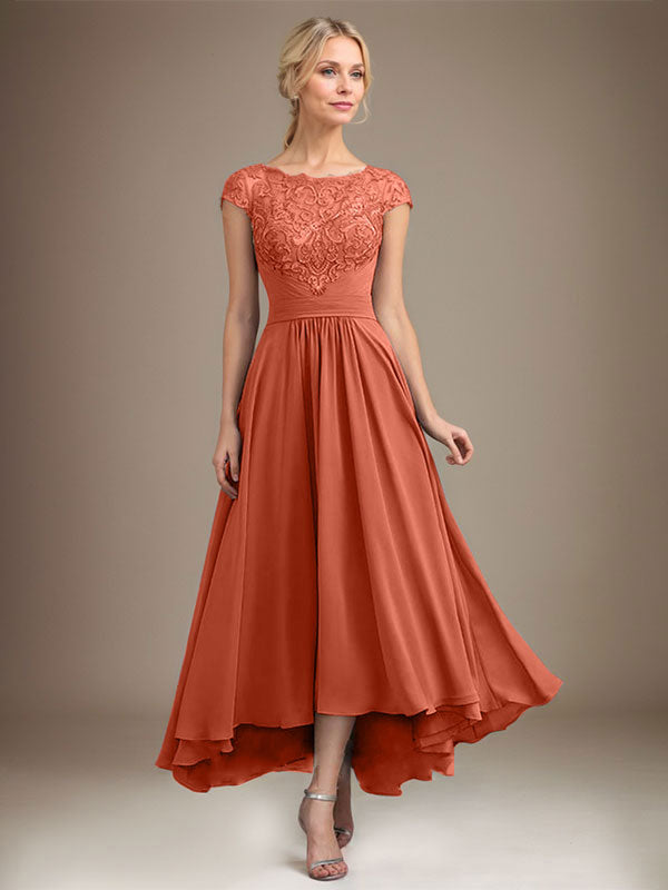 A-Linien-Kleid aus Chiffon mit asymmetrischem, plissiertem Spitzeneinsatz und Illusion-Ausschnitt für die Mutter der Braut 