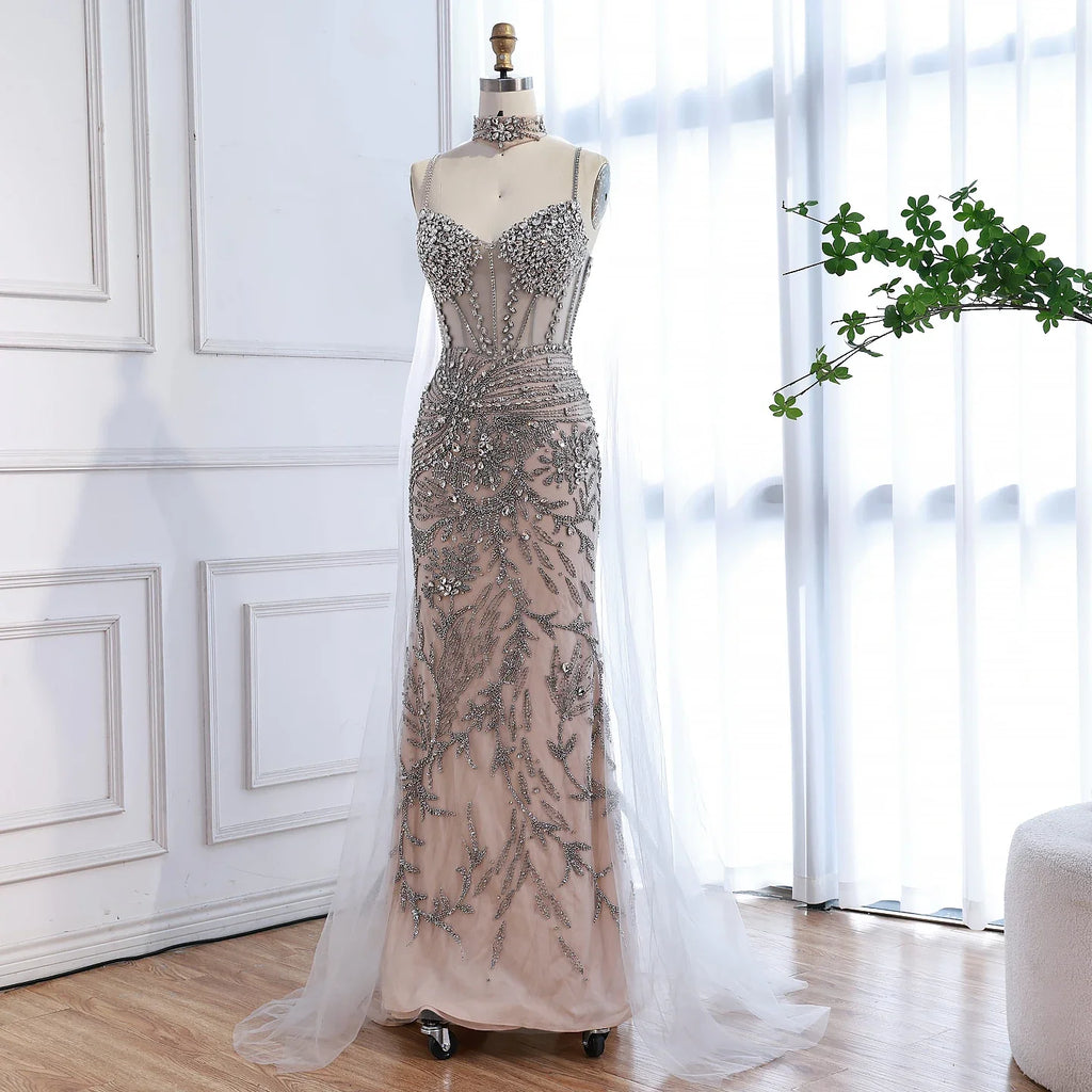 Luxuriöses Abendkleid, grau, perlenbesetzt, mit Cape, Ballkleid LA73342