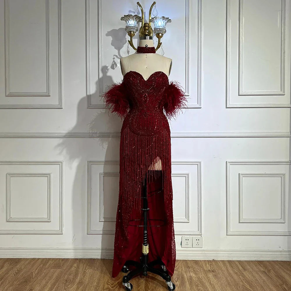 Luxuriöses silberfarbenes Meerjungfrauen-Abendkleid in Nude mit Perlenquaste LA72083 
