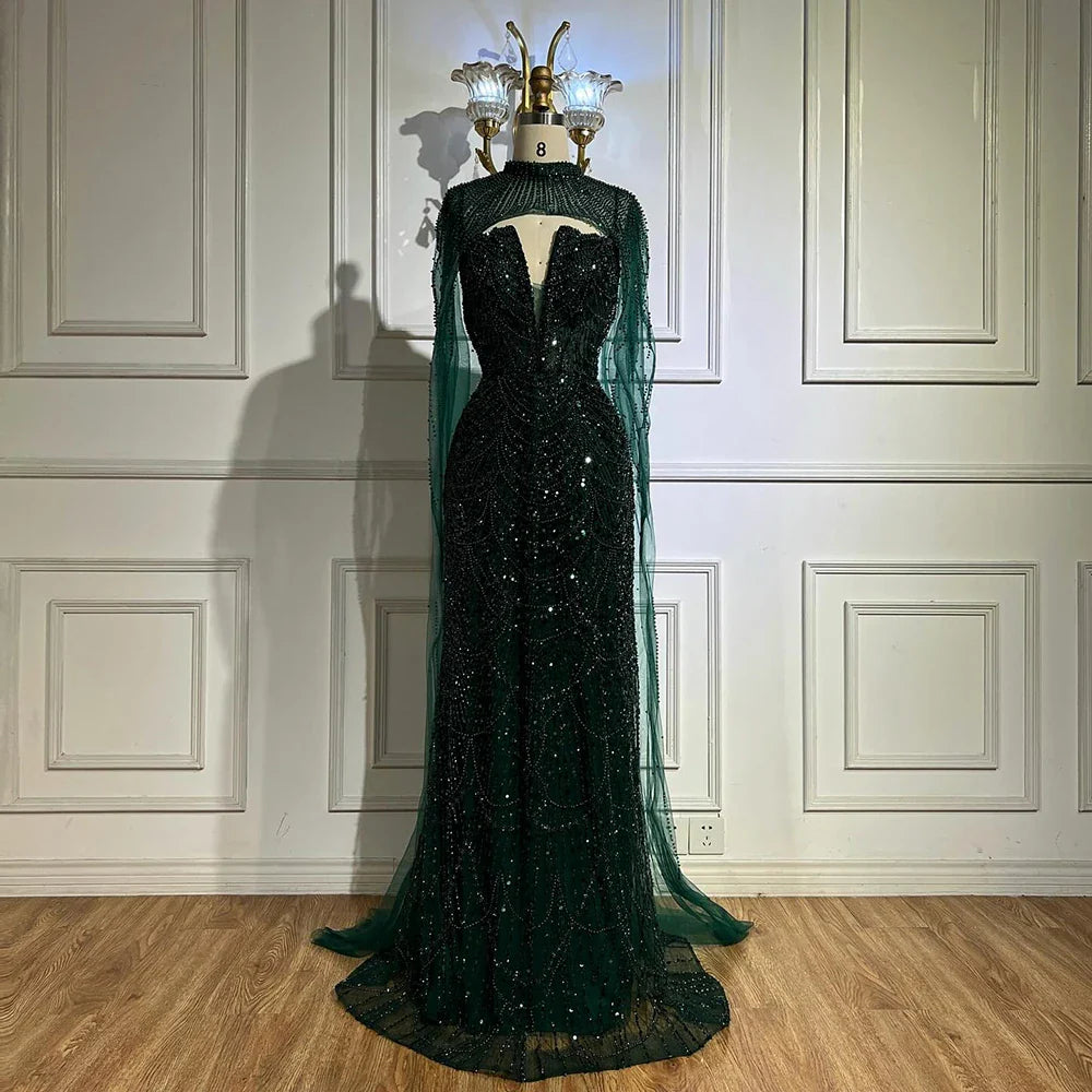 Luxuriöses Abendkleid in Nude, Perlenbesatz, mit Tüllschleppe, LA72189A