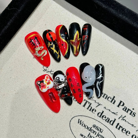 10 Stück Y2k Lange Stiletto Falsche Nagelspitzen Farbverlauf Schwarz Metall Herz Kreuz Dekor Handgemacht Aufdrücken Nägel Süße Coole DIY Maniküre 