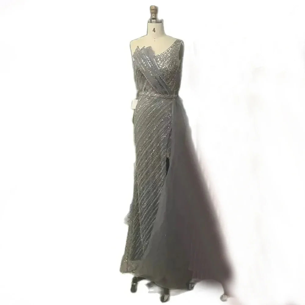 Luxuriöses, blaues Abendkleid im Dubai-Stil mit asymmetrischem Schulterschlitz und perlenbesetztem Überrock für formelle Anlässe (LA72732) 