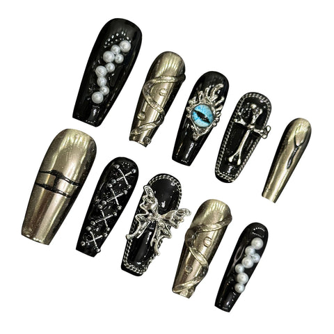10 Stück Dunkelschwarze handgemachte künstliche Nägel mittlerer Länge im Y2k-Stil zum Aufdrücken der Nägel Metall Schmetterling Kreuz Perlen Designs Falsche Nagelflicken 