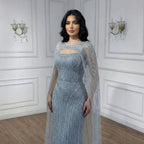 Luxuriöses blaues Diamant-Abendkleid mit Cape LA73426