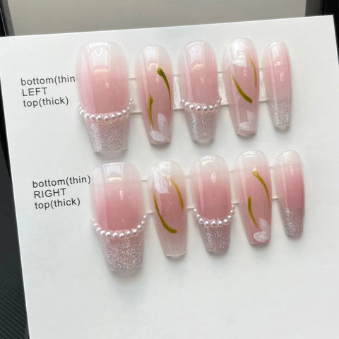 10 Stück Blush Pink Press On Nails Handgemachte tragbare Fake Nail Patches mit Perlenblume Design im koreanischen Stil Falsche Nagelspitzen 