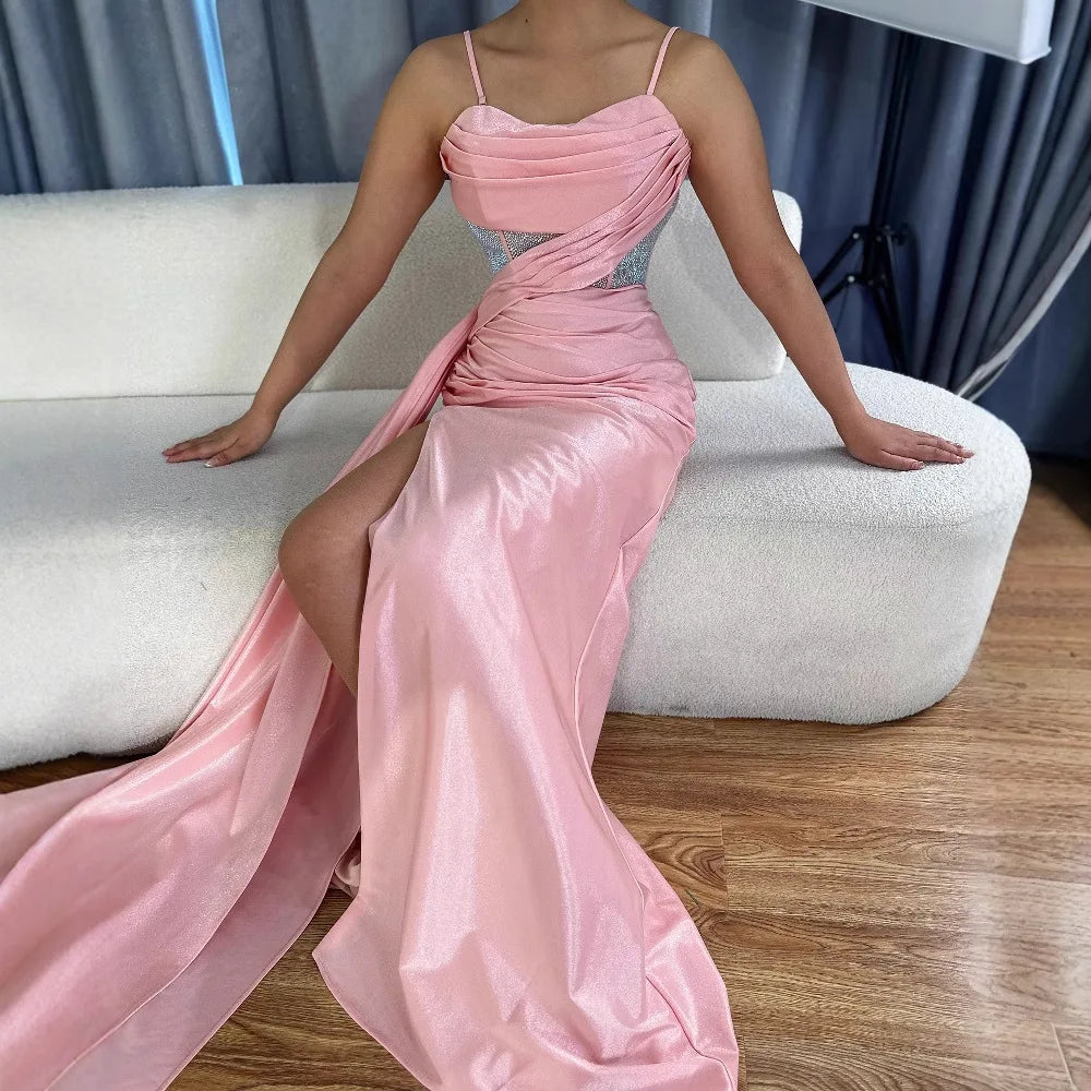Elegante vestido de fiesta rosa brillante con abertura LA72997