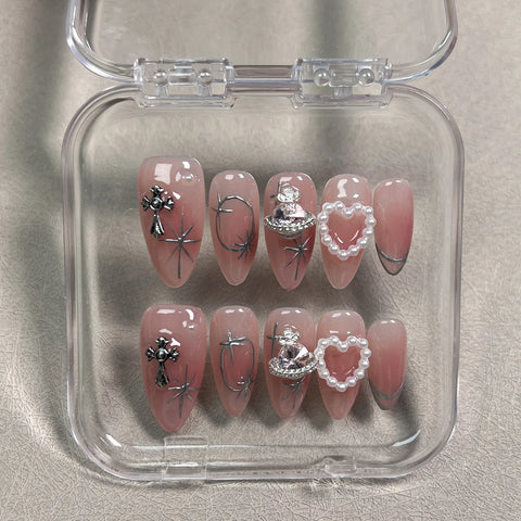 10 Stück Blush Pink Fake Nail Patches Handgemachte Perle Liebe Herz Press On Nails Planet Cross Designs Abnehmbare Mandel 