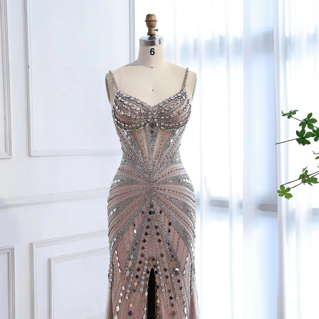 Luxuriöses, nudefarbenes Meerjungfrauen-Abendkleid mit Korsett und Perlenbesatz LA72803A