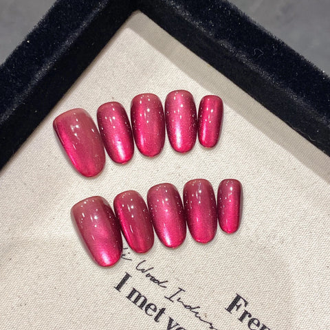 10 Stück glänzende Katzenaugen-Pressnägel in Nude-Lila-Farbe, tragbar, mandelförmig, handgefertigt, künstliche Nägel, tägliche Party-Maniküre für Frauen 