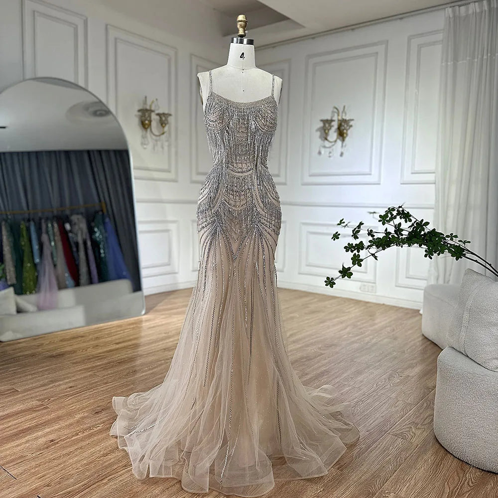 Luxuriöses, nudefarbenes, rosafarbenes Meerjungfrauen-Abendkleid mit Kristallquasten LA72772