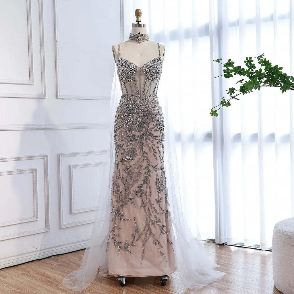 Luxuriöses Abendkleid, grau, perlenbesetzt, mit Cape, Ballkleid LA73342
