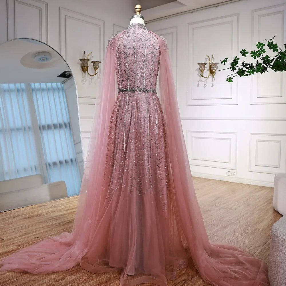 Luxuriöses, elegantes, pinkfarbenes Abendkleid mit Perlenbesatz und Cape LA73033 