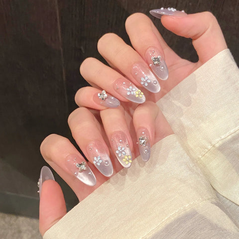 10 uñas postizas de flores de hielo de caramelo, hechas a mano, de estilo francés azul claro, con mariposa de cristal, uñas postizas de primavera Dopamine. 