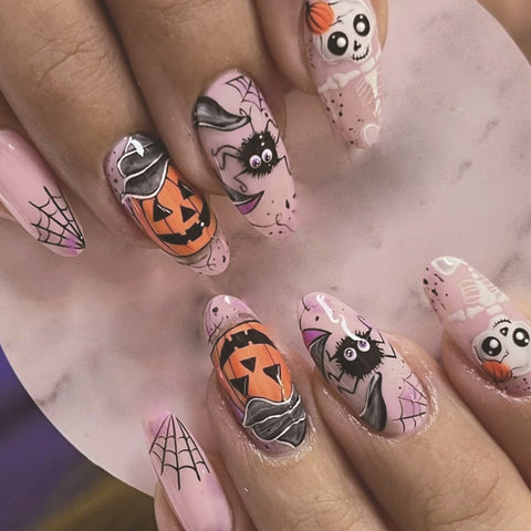 24 parches de uñas postizas rosa claro con diseño de calabaza, telaraña, calavera de terror, uñas postizas de Halloween, manicura usable 