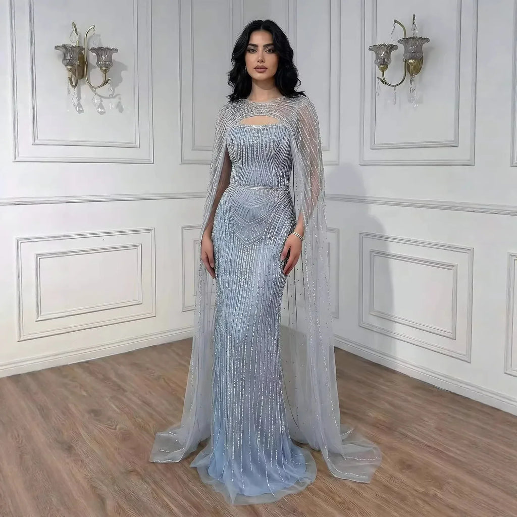 Luxuriöses blaues Diamant-Abendkleid mit Cape LA73426