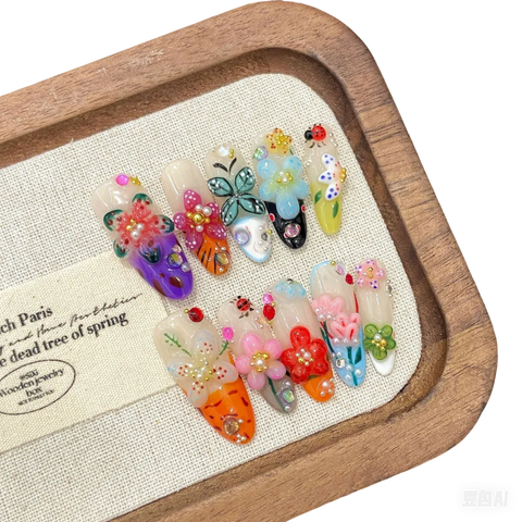 10 Stück Kreative Sommer-Falsche Nägel Handgefertigte 3D Bunte Blumen-Insekten-Designs Drücken Sie auf die Nägel Y2k Französischer Stil Frühling Gefälschte Nägel 
