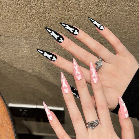 10 Stück Halloween-Thema Drücken Sie auf die Nägel Farbverlauf Katzenkrallenknochen Handgemachte künstliche Nägel Rosa und Schwarz Lange Stiletto Falsche Nagelflecken 