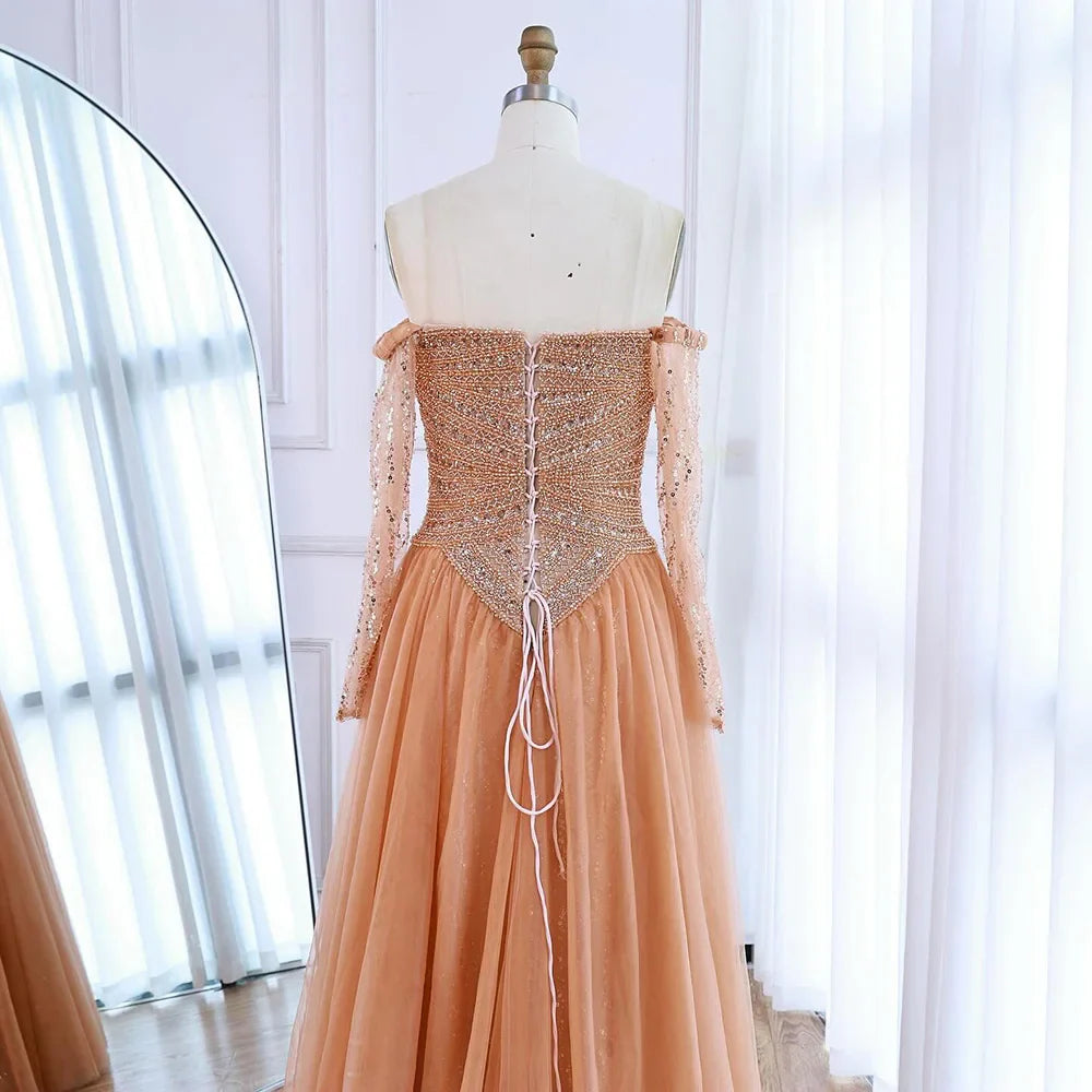 Vestido de noche de lujo color piel, corte A, hombros descubiertos y cuentas LA73038 