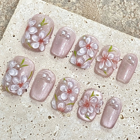 10 uñas postizas hechas a mano con diseños florales 3D de colores, brillantes, cortas, cuadradas, para verano. 