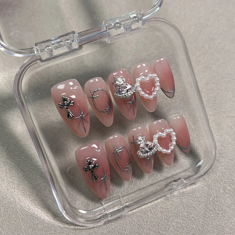 10 Stück Blush Pink Fake Nail Patches Handgemachte Perle Liebe Herz Press On Nails Planet Cross Designs Abnehmbare Mandel 
