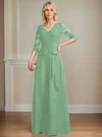 A-Linien-Kleid aus Chiffon mit V-Ausschnitt, bodenlang, mit Spitze, Kaskadenrüschen und Pailletten für die Mutter der Braut 