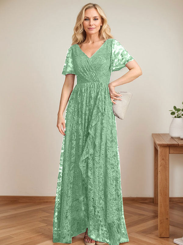 A-Linien-Kleid mit V-Ausschnitt, asymmetrischem Spitzenbesatz und Kaskadenrüschen für die Mutter der Braut 