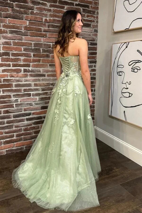Tulle A-line Strapless Sweetheart Neck Prom Dresses With Slit