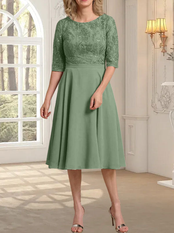A-Linien-Kleid aus Chiffon mit Rundhalsausschnitt und knielangem Schnitt – das perfekte Kleid für die Mutter der Braut