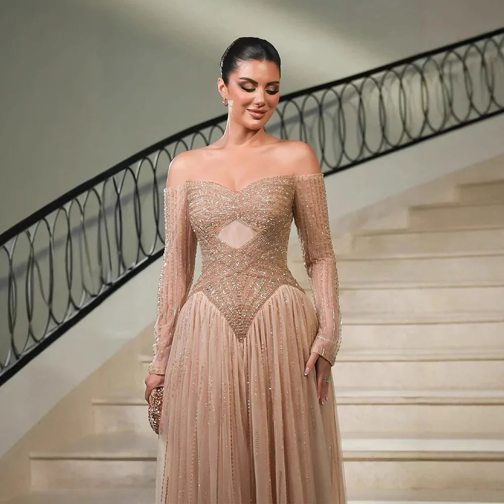 Vestido de noche de lujo color piel, corte A, hombros descubiertos y cuentas LA73038 