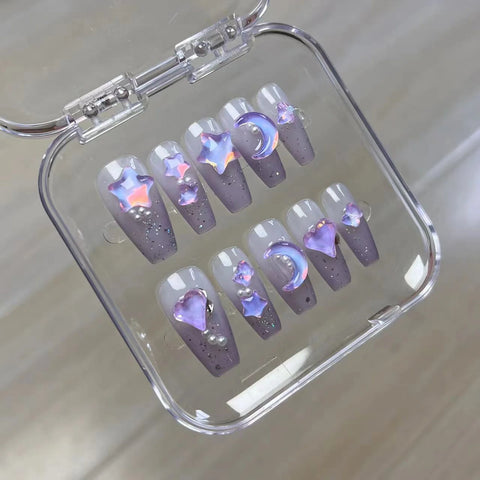 10 Stück abnehmbare Press-on-Nägel, Zuckercreme, funkelnde handgemachte künstliche Nägel, glänzend lila, falsche Nagelspitzen mit 3D-Mond-Stern-Design 