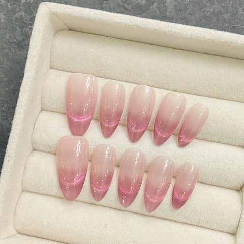 10 Stück glänzende Katzenaugen-Pressnägel in Nude-Lila-Farbe, tragbar, mandelförmig, handgefertigt, künstliche Nägel, tägliche Party-Maniküre für Frauen 
