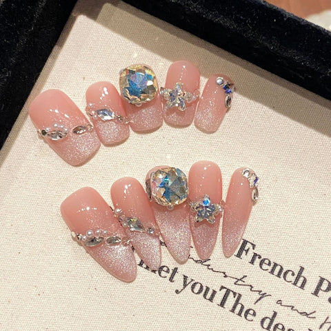 10 Stück Pailletten Katzenauge Aufdrücknägel Handgemachte rosa künstliche Nagelflicken mit Glitzer Diamant Designes Wiederverwendbare französische Kunstnägel 