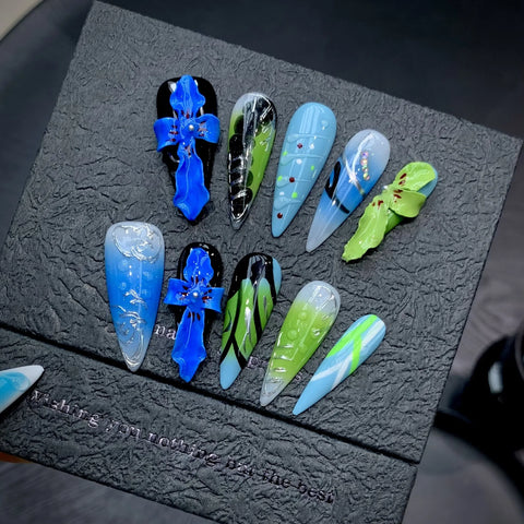 10 uñas postizas hechas a mano, bonitas y geniales, estilo Y2k, largas, de aguja, azules, con flores talladas en 3D, estilo hawaiano, para verano. 