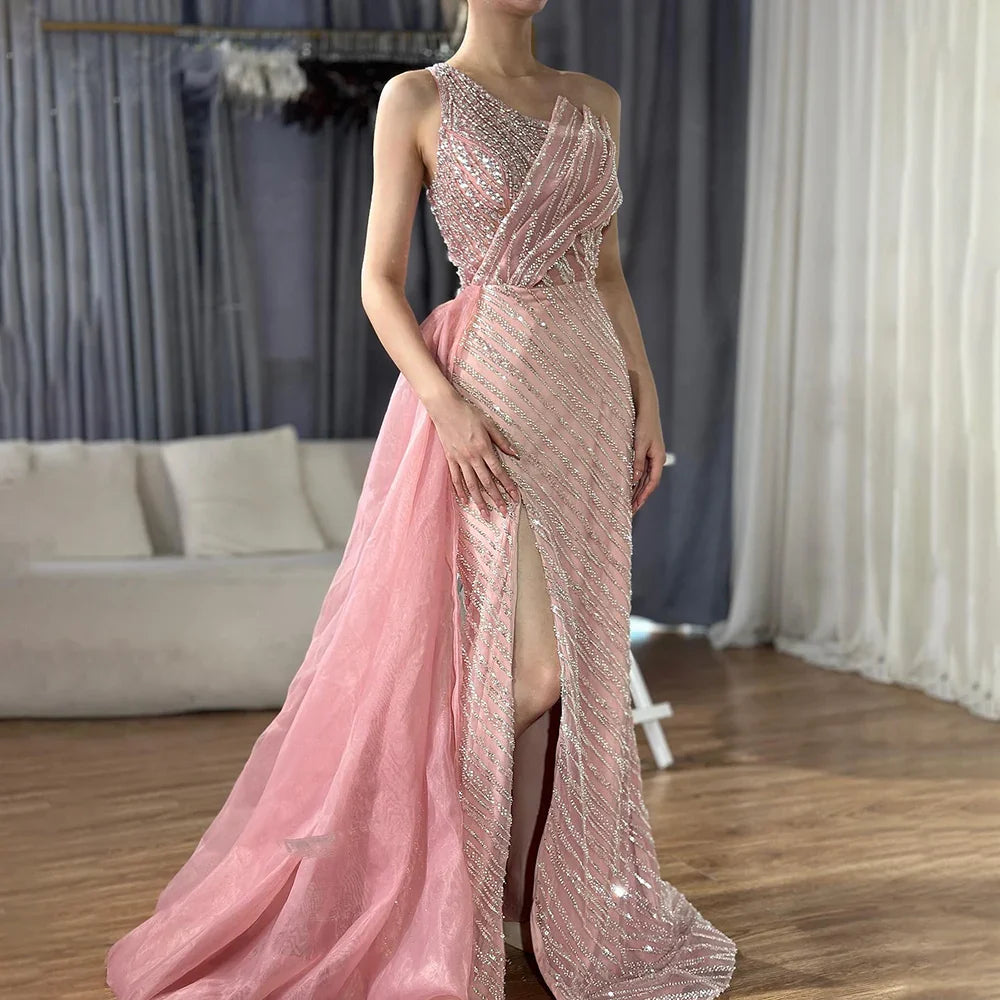Luxuriöses, blaues Abendkleid im Dubai-Stil mit asymmetrischem Schulterschlitz und perlenbesetztem Überrock für formelle Anlässe (LA72732) 