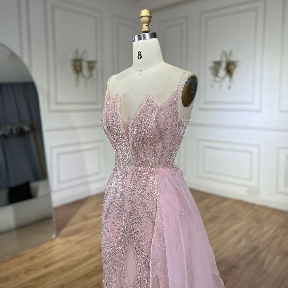 Vestido de noche de sirena con tirantes finos en rosa claro y sobrefalda de cuentas LA72378A