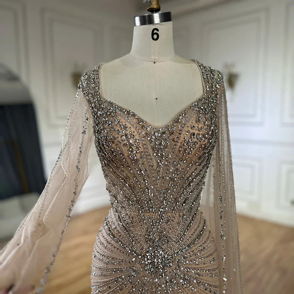 Dubai Luxus-Abendkleid mit hautfarbenen Cape-Ärmeln und Perlenbesatz LA72575A