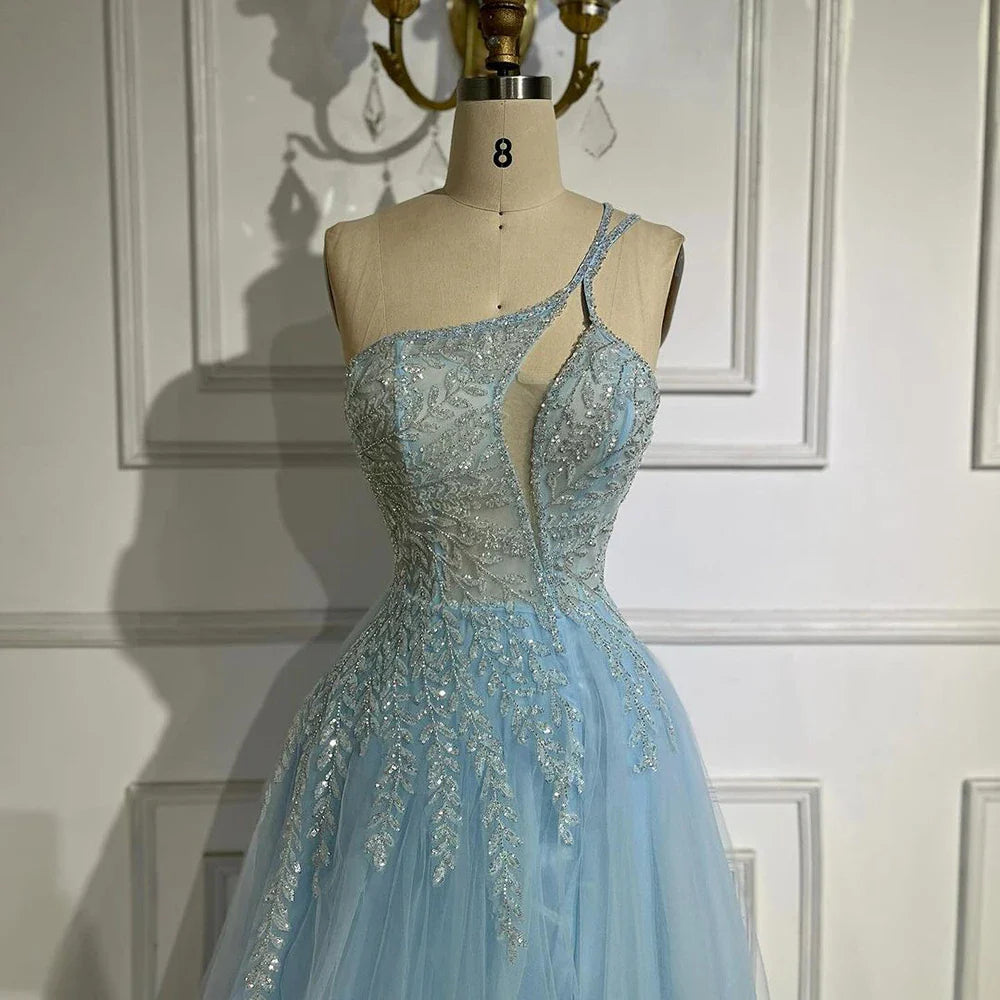 Serene Hill blaues A-Linien-Abendkleid mit Spaghettiträgern und One-Shoulder-Schnitt, Modell 2025, LA72589 