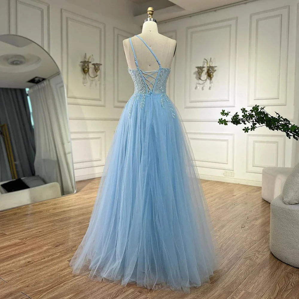 Serene Hill blaues A-Linien-Abendkleid mit Spaghettiträgern und One-Shoulder-Schnitt, Modell 2025, LA72589 