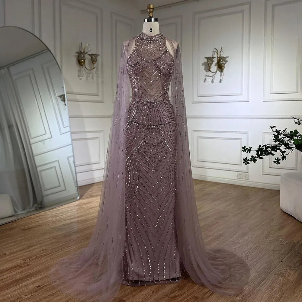 Luxuriöses, karamellfarbenes Meerjungfrauen-Abendkleid mit Perlenbesatz und Cape-Ärmeln aus Dubai, LA72138
