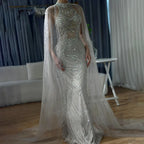Luxuriöses, karamellfarbenes Meerjungfrauen-Abendkleid mit Perlenbesatz und Cape-Ärmeln aus Dubai, LA72138