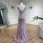 Luxuriöses Dubai-Abendkleid im Meerjungfrauenstil mit Perlen und Federn in Blau, LA72578 