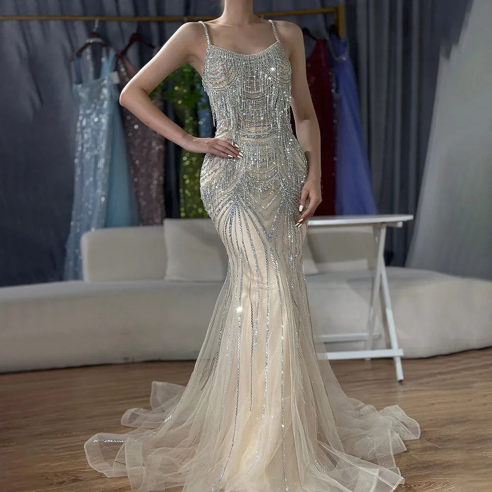 Luxuriöses, nudefarbenes, rosafarbenes Meerjungfrauen-Abendkleid mit Kristallquasten LA72772