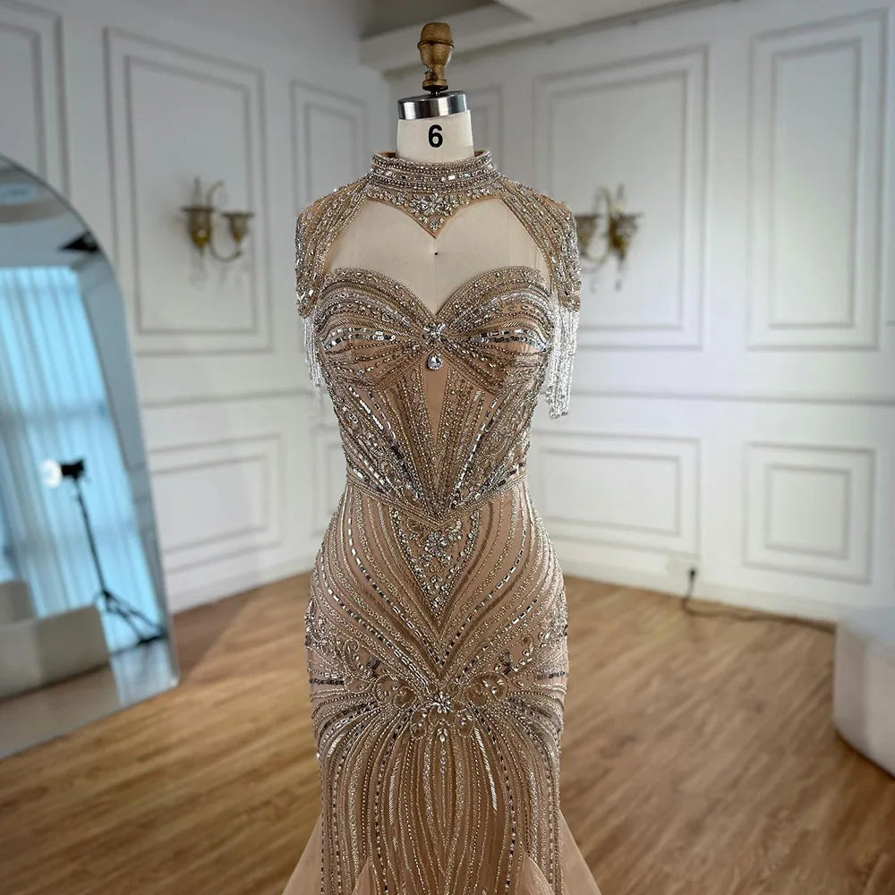 Luxuriöses, nudefarbenes, perlenbesetztes Meerjungfrauen-Abendkleid mit hohem Kragen, LA72897 